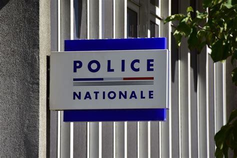 commissariat nanterre|Liste des Commissariats de police dans le département Hauts